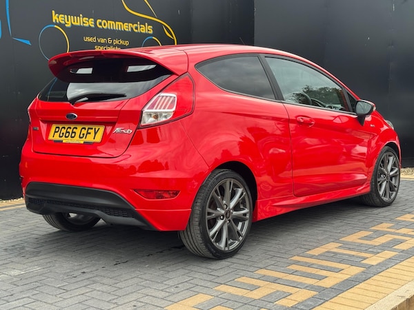 Used Ford Fiesta 2017 for sale - 76294442: Photo 9