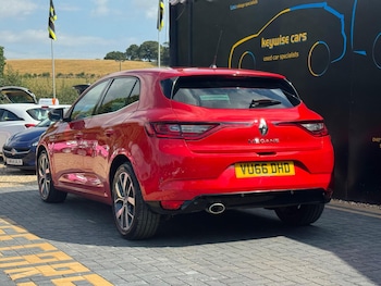 Used Renault Megane 2016 for sale - 75669837: Photo