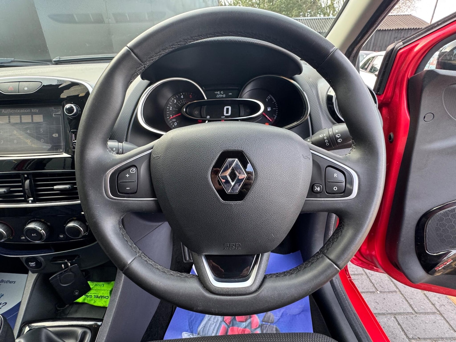 Used Renault Clio 2017 for sale - 77131323: Photo 23