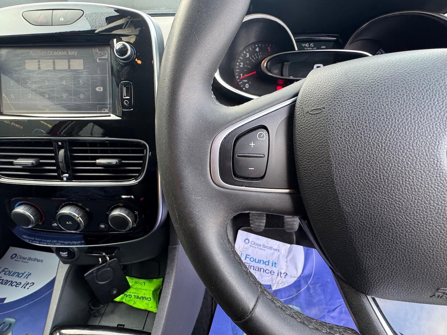 Used Renault Clio 2017 for sale - 77131323: Photo 24