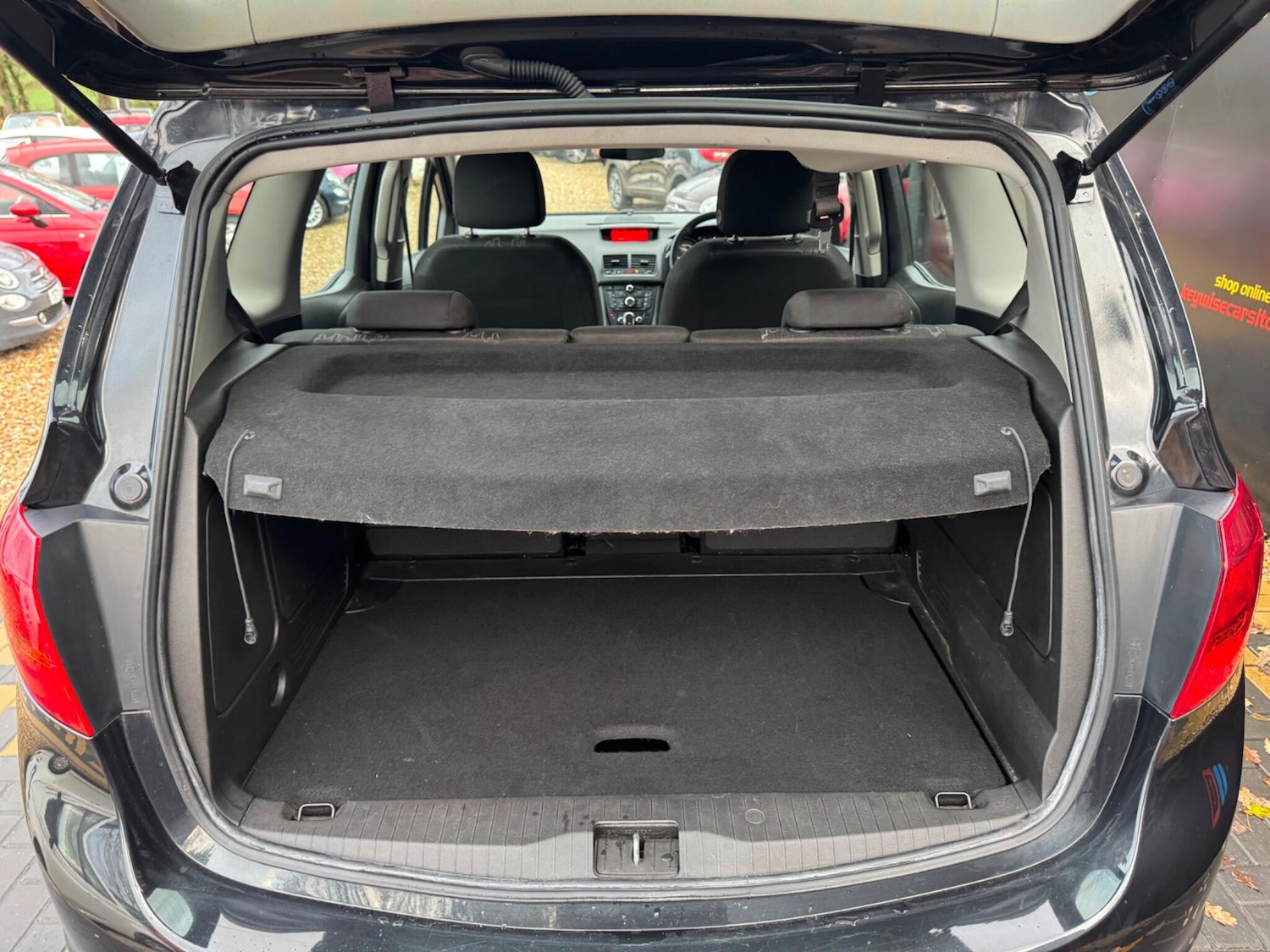 Used Vauxhall Meriva 2017 for sale - 76887352: Photo 25