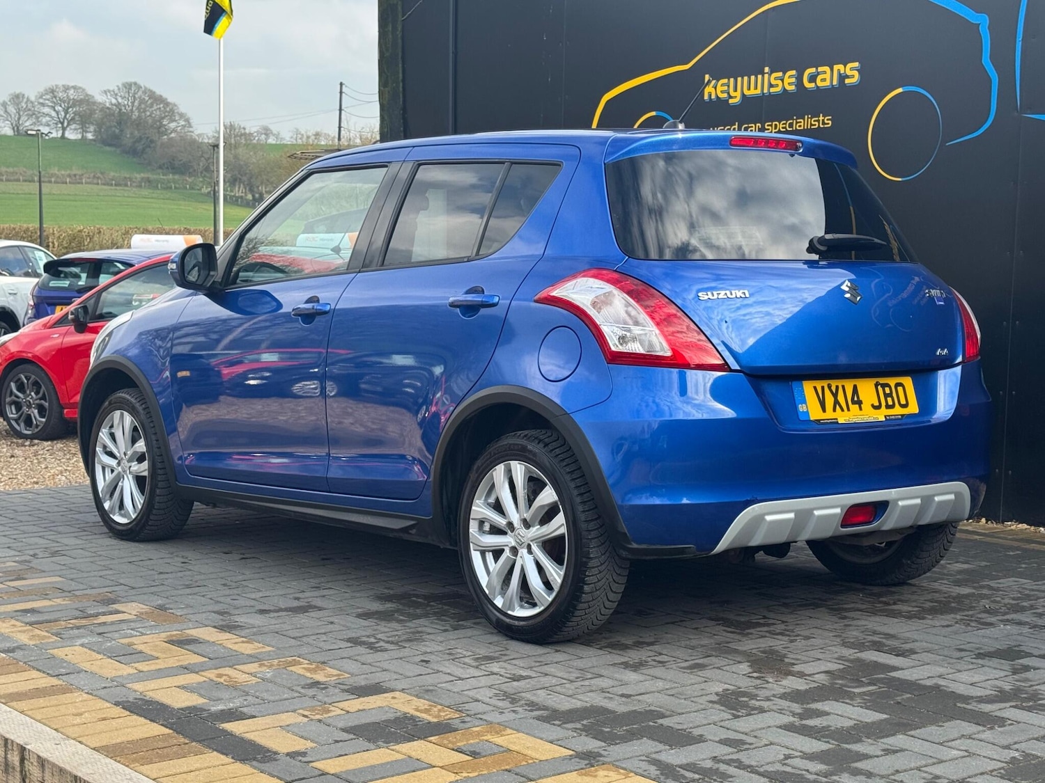 Used Suzuki Swift for sale - 77808448: Photo 3