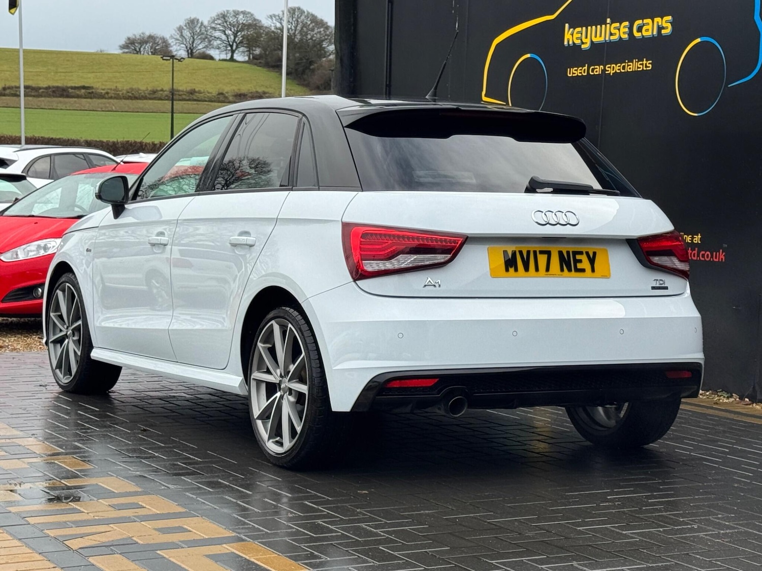Used Audi A1 2017 for sale - 77190506: Photo 3