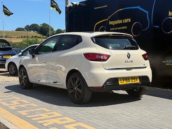 Used Renault Clio 2016 for sale - 79093053: Photo