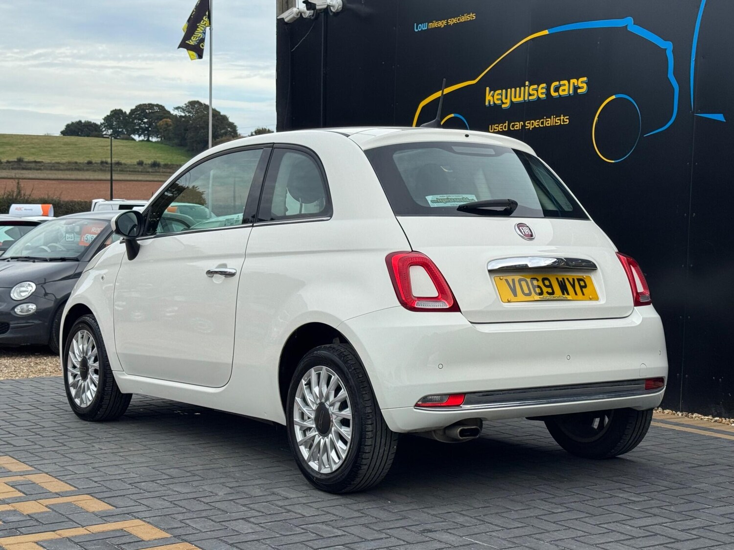 Used Fiat 500 2020 for sale - 76152039: Photo 3