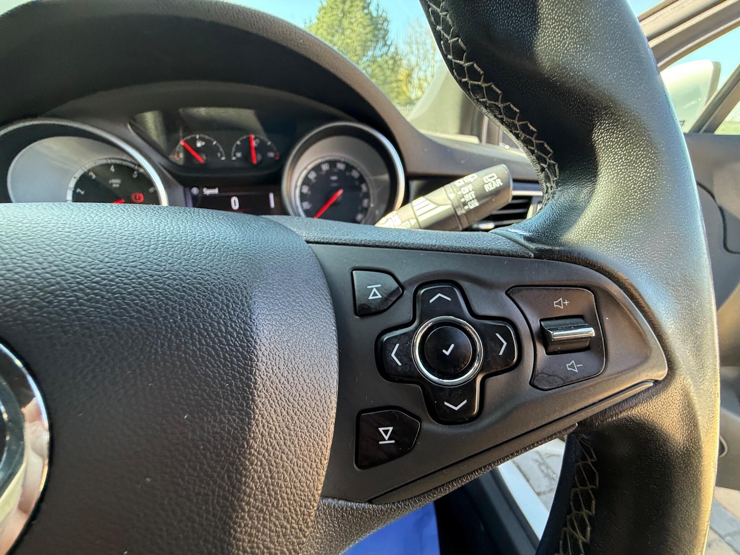 Used Vauxhall Astra for sale - 78116127: Photo 27