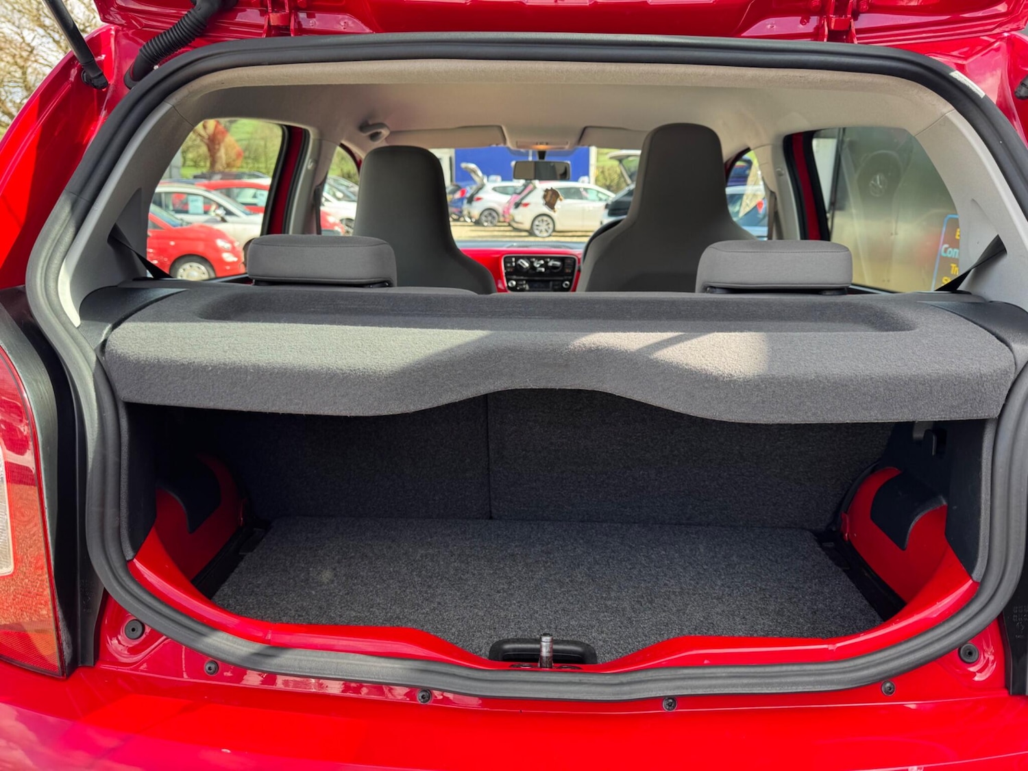 Used Volkswagen up! 2013 for sale - 78019084: Photo 21