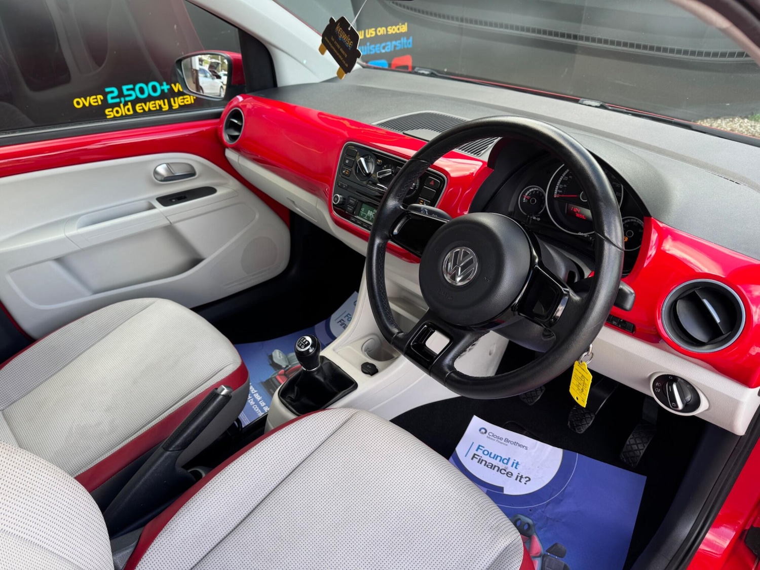 Used Volkswagen up! 2013 for sale - 78019084: Photo 23