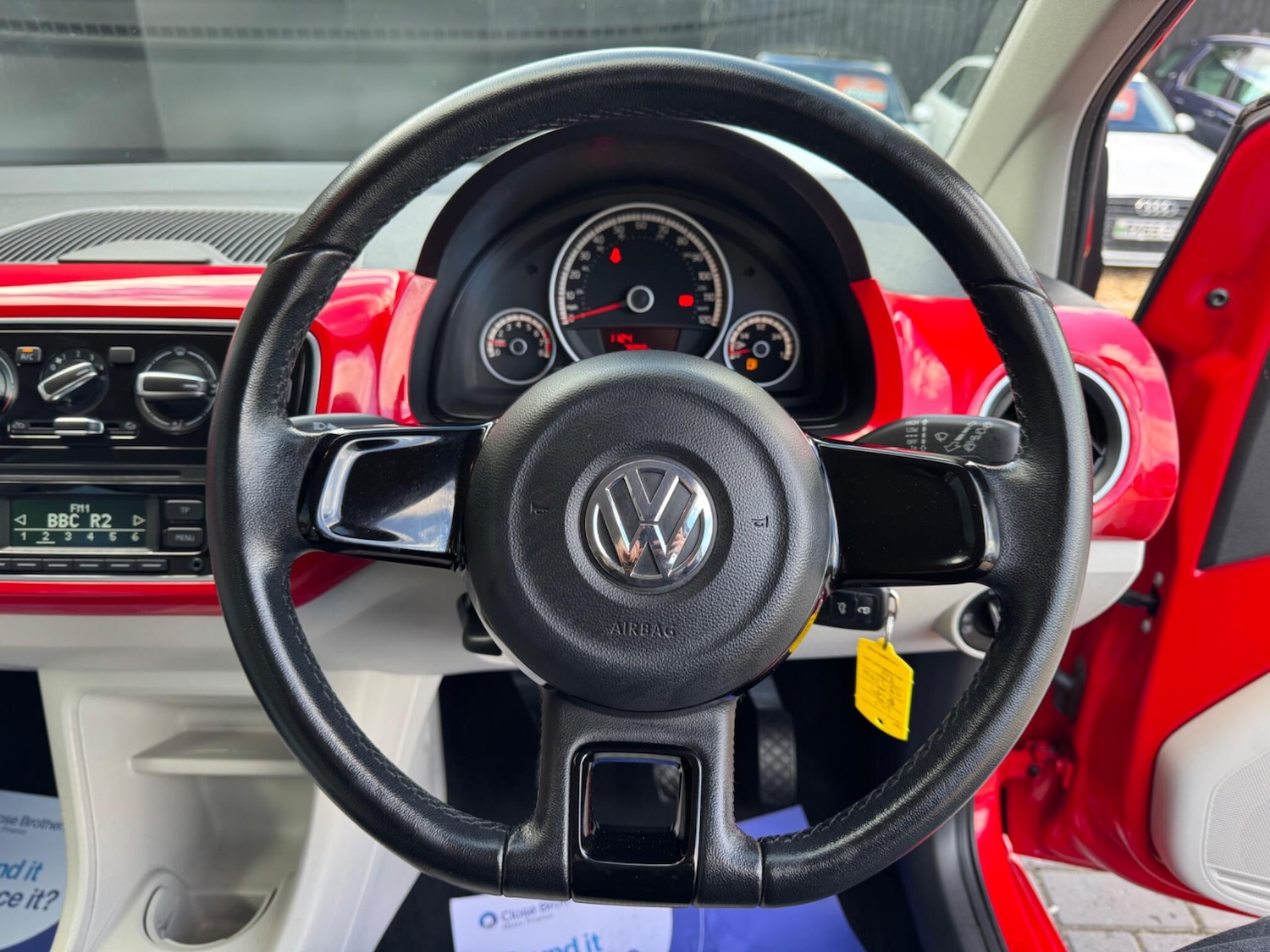 Used Volkswagen up! 2013 for sale - 78019084: Photo 24