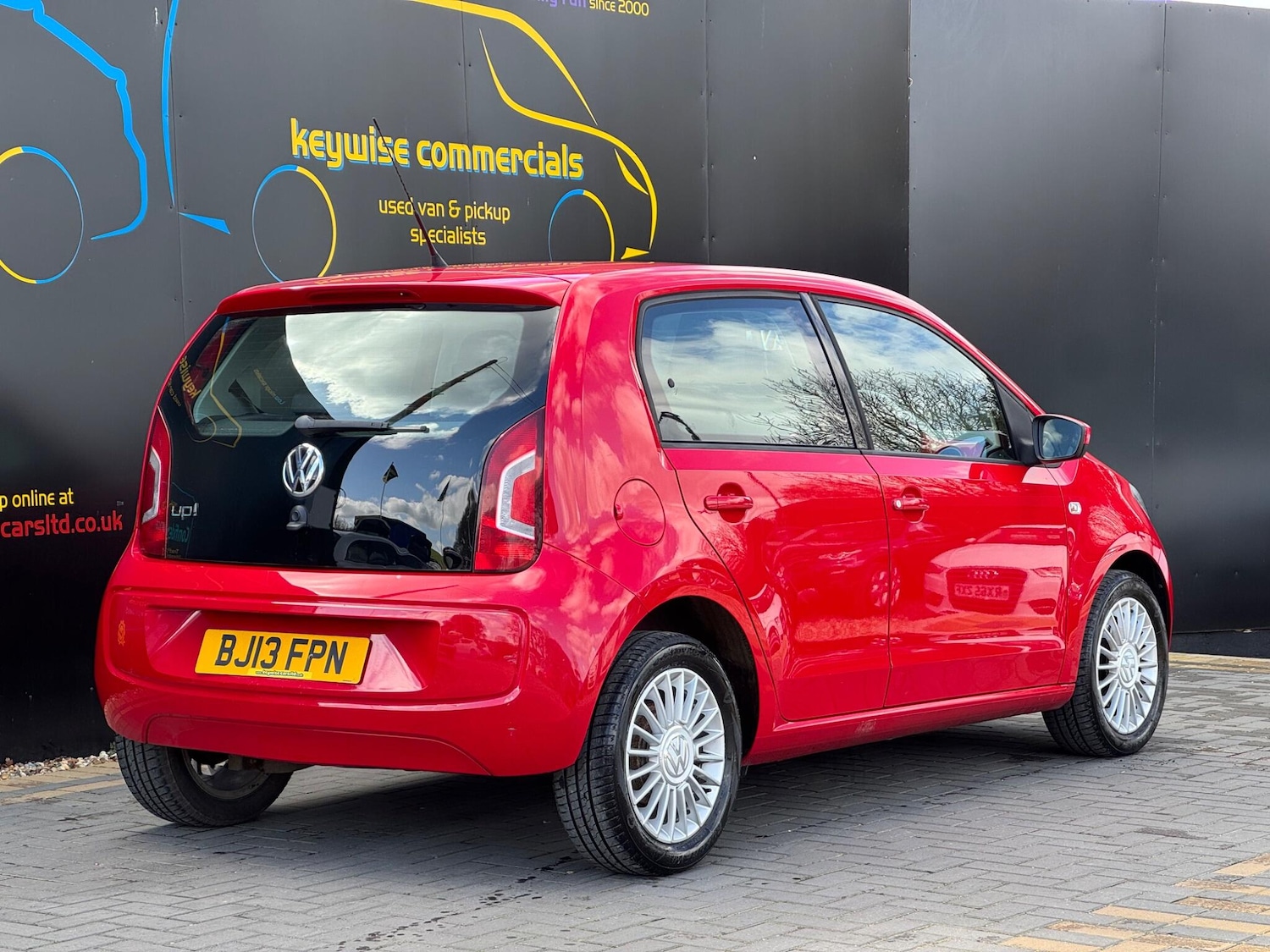 Used Volkswagen up! 2013 for sale - 78019084: Photo 5