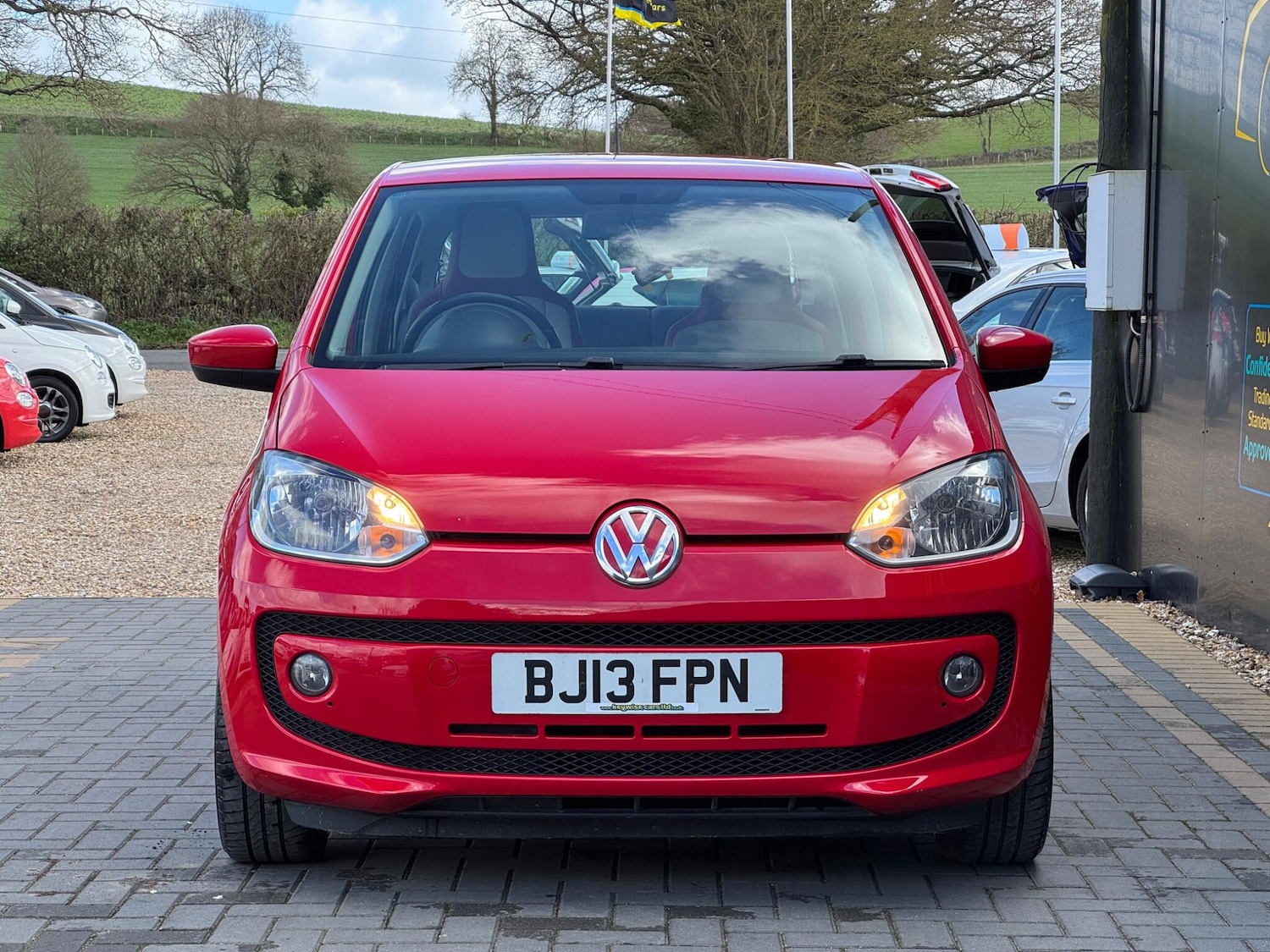 Used Volkswagen up! 2013 for sale - 78019084: Photo 8