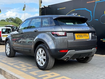 Used Land Rover Range Rover Evoque 2017 for sale - 78573008: Photo