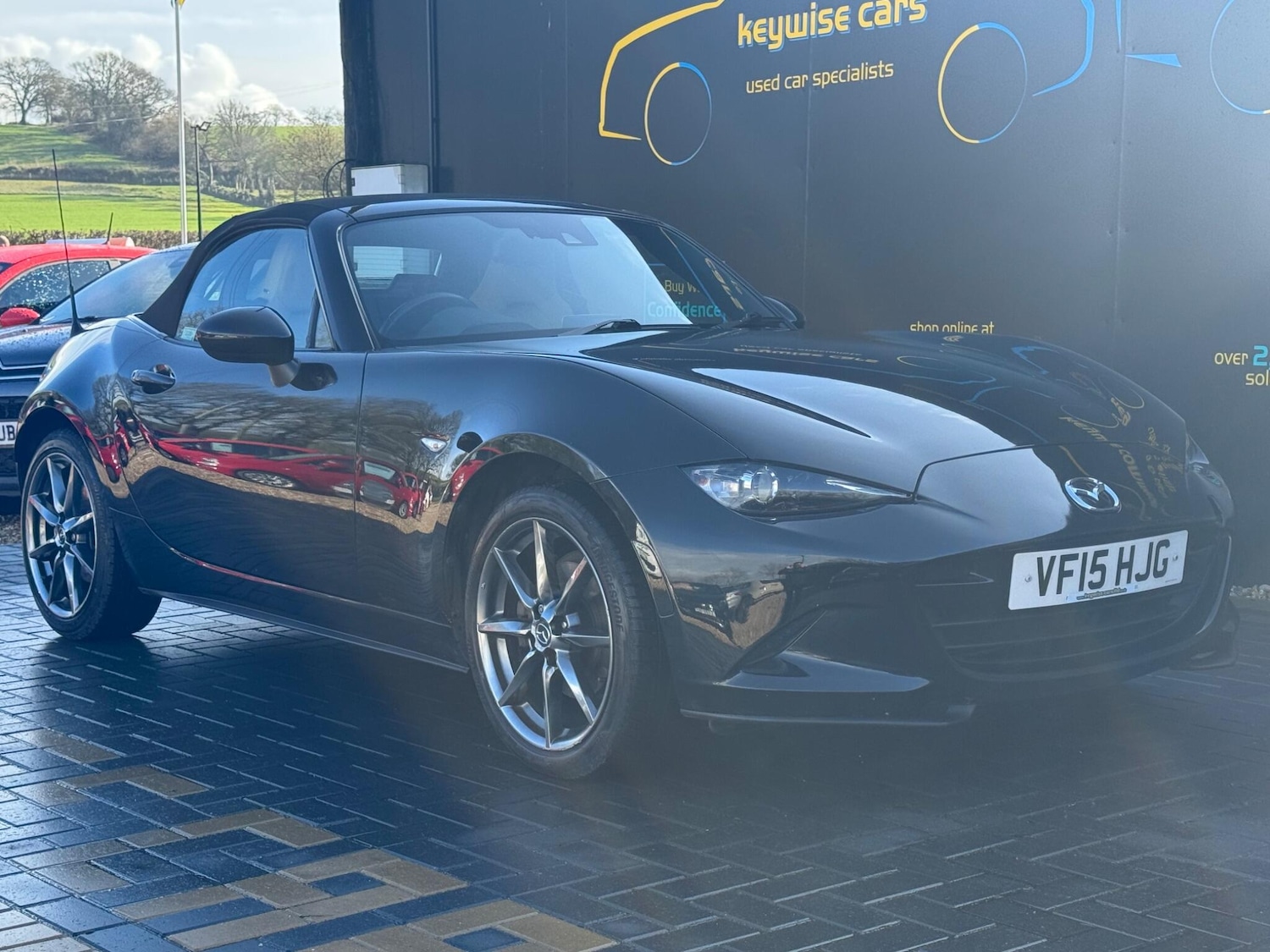 Used Mazda MX-5 2015 for sale - 77550695: Photo 9