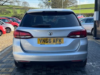 Used Vauxhall Astra 2016 for sale - 77723696: Photo