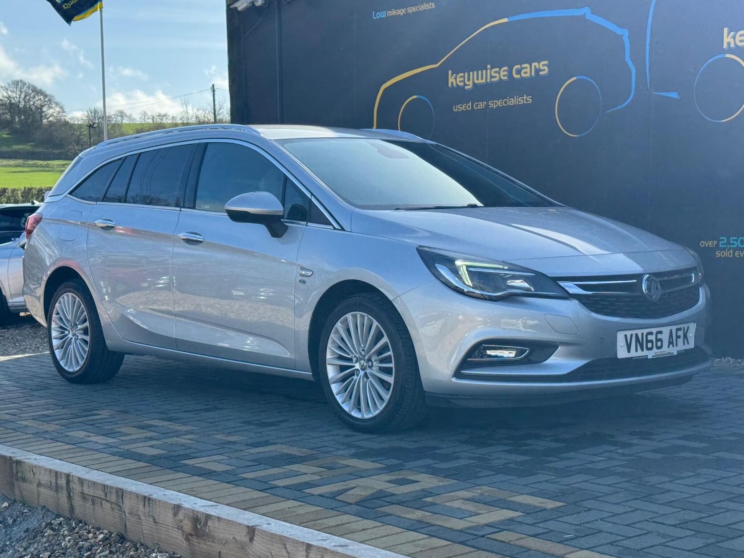 Used Vauxhall Astra 2016 for sale - 77723696: Photo 7
