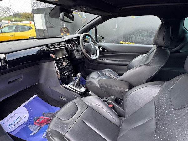 Used DS Automobiles DS 3 Cabrio 2016 for sale - 76327087: Photo 18