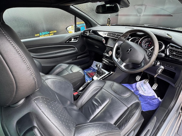 Used DS Automobiles DS 3 Cabrio 2016 for sale - 76327087: Photo 23