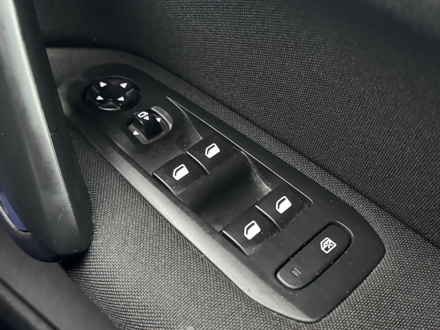 Used Peugeot 308 2014 for sale - 77824391: Photo 37