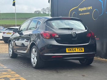 Used Vauxhall Astra 2015 for sale - 77808021: Photo