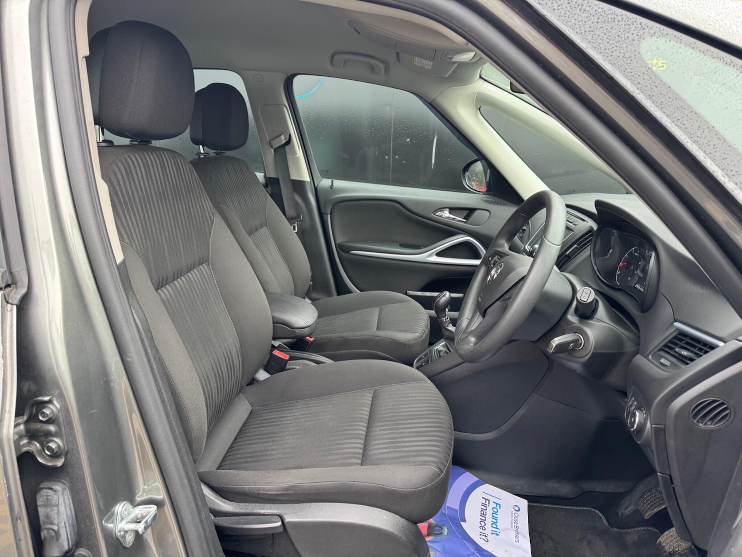 Used Vauxhall Zafira 2016 for sale - 77291682: Photo 17