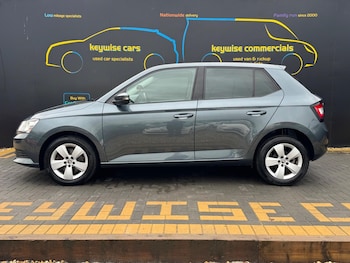 Used Skoda Fabia 2015 for sale - 77331499: Photo