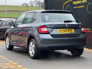 Used Skoda Fabia 2015 for sale - 77331499: Photo