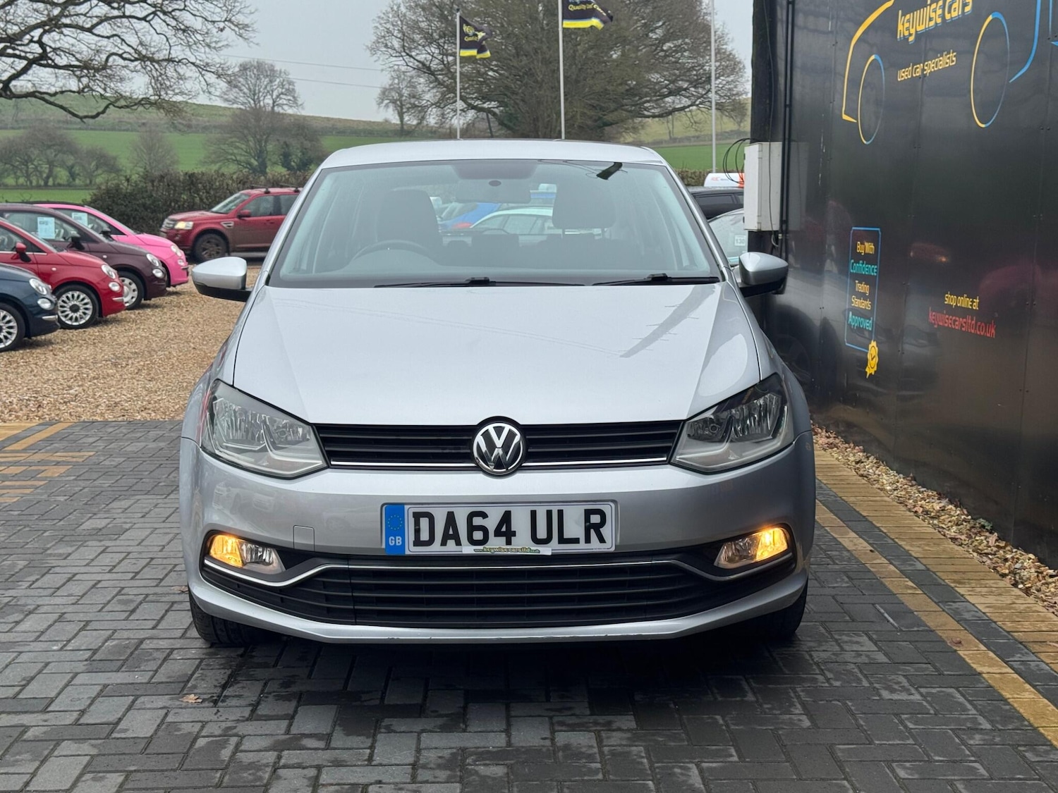 Used Volkswagen Polo 2015 for sale - 77040083: Photo 10