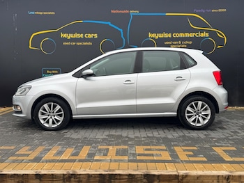 Used Volkswagen Polo 2015 for sale - 77040083: Photo