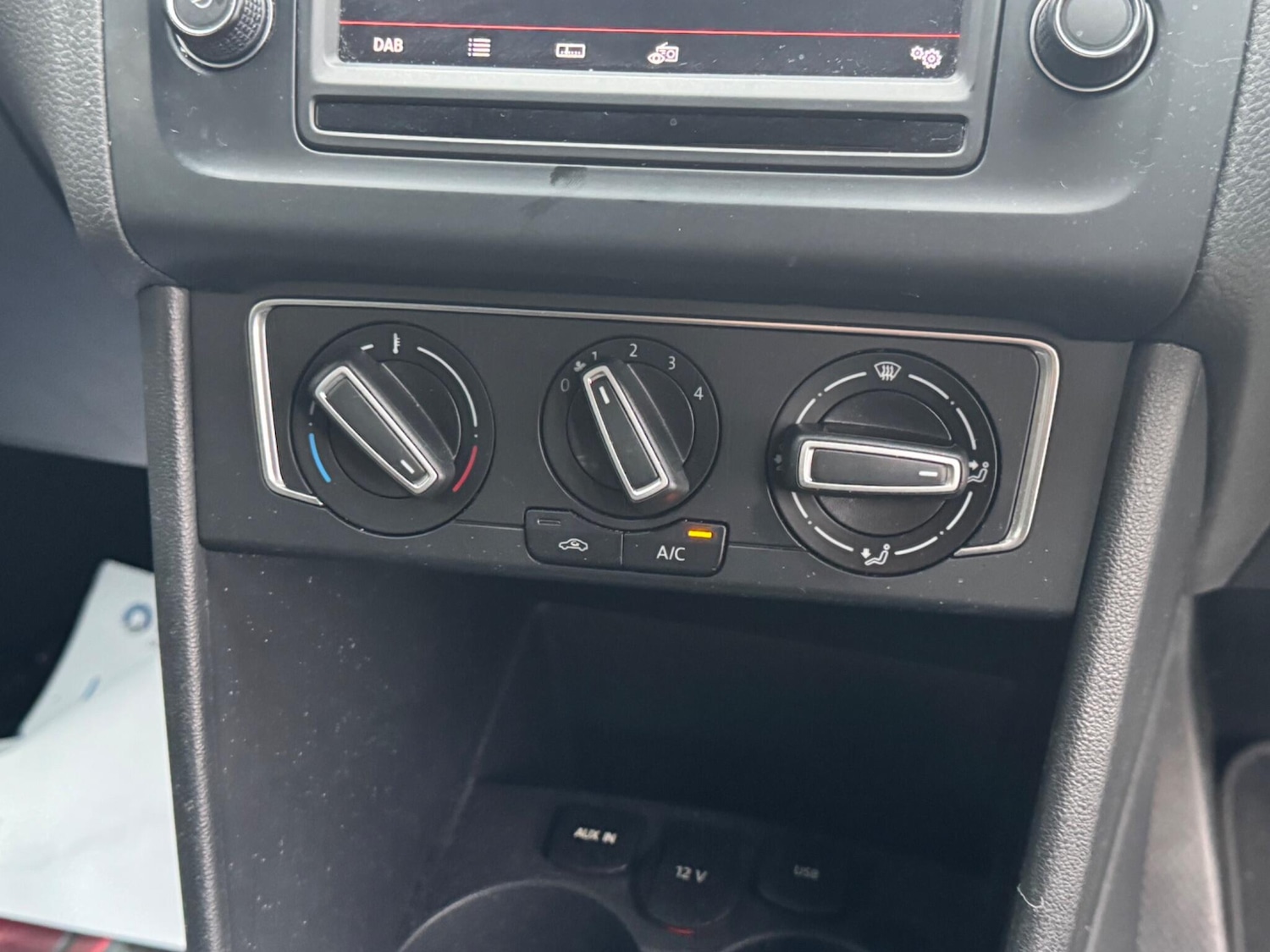 Used Volkswagen Polo 2015 for sale - 77040083: Photo 31