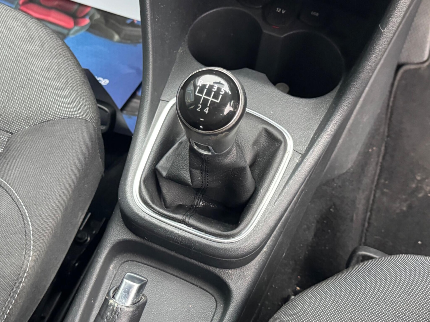 Used Volkswagen Polo 2015 for sale - 77040083: Photo 32