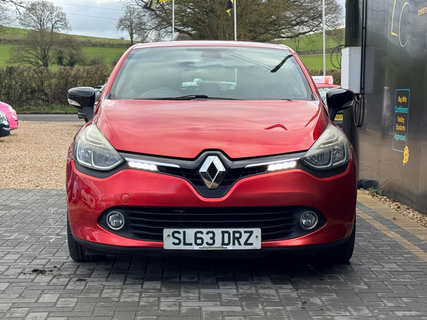 Used Renault Clio 2013 for sale - 77657759: Photo 10
