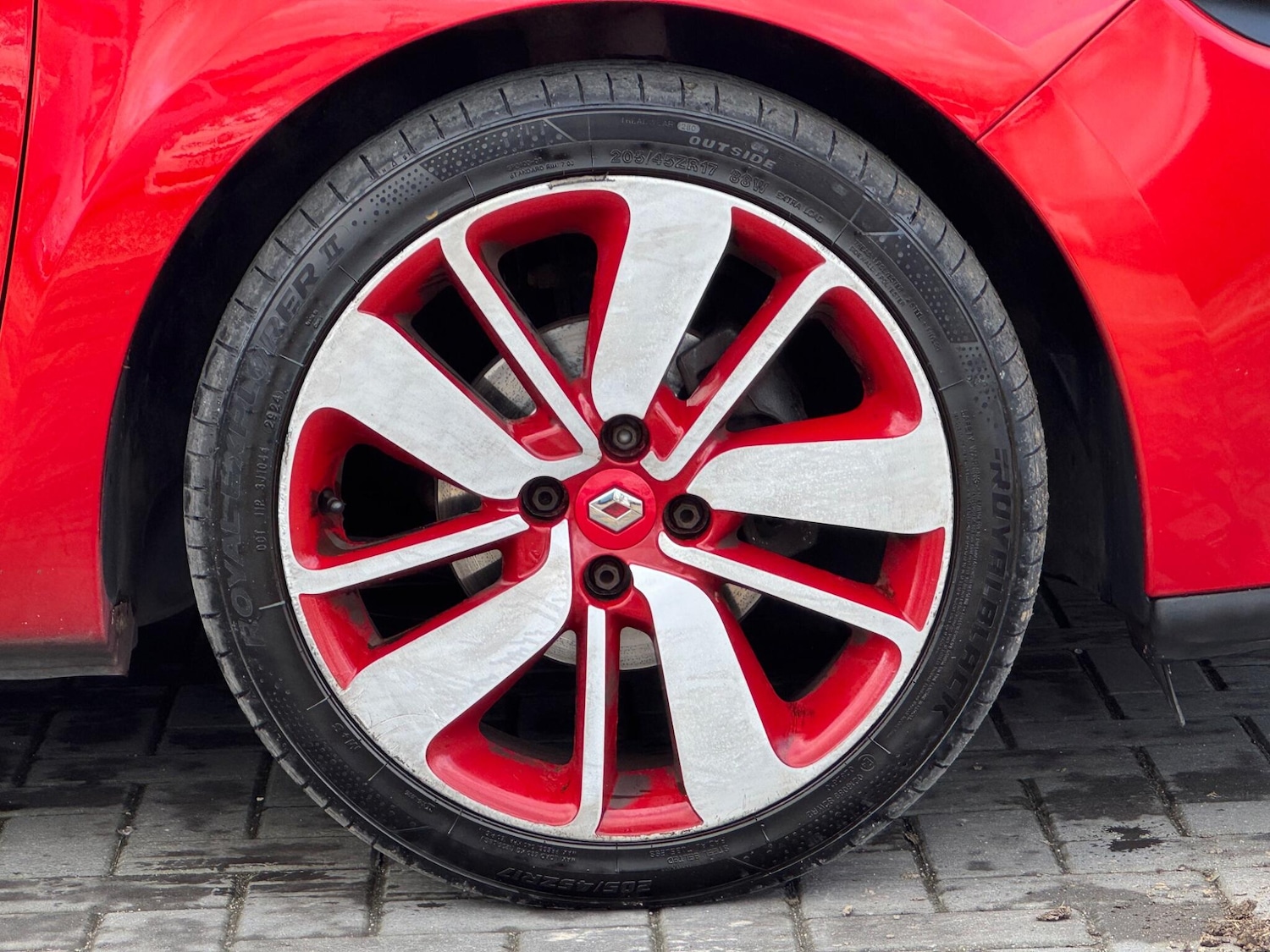 Used Renault Clio 2013 for sale - 77657759: Photo 11