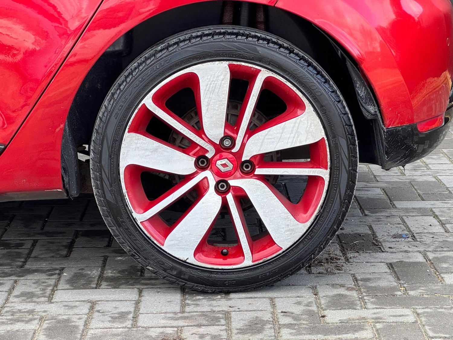 Used Renault Clio 2013 for sale - 77657759: Photo 14