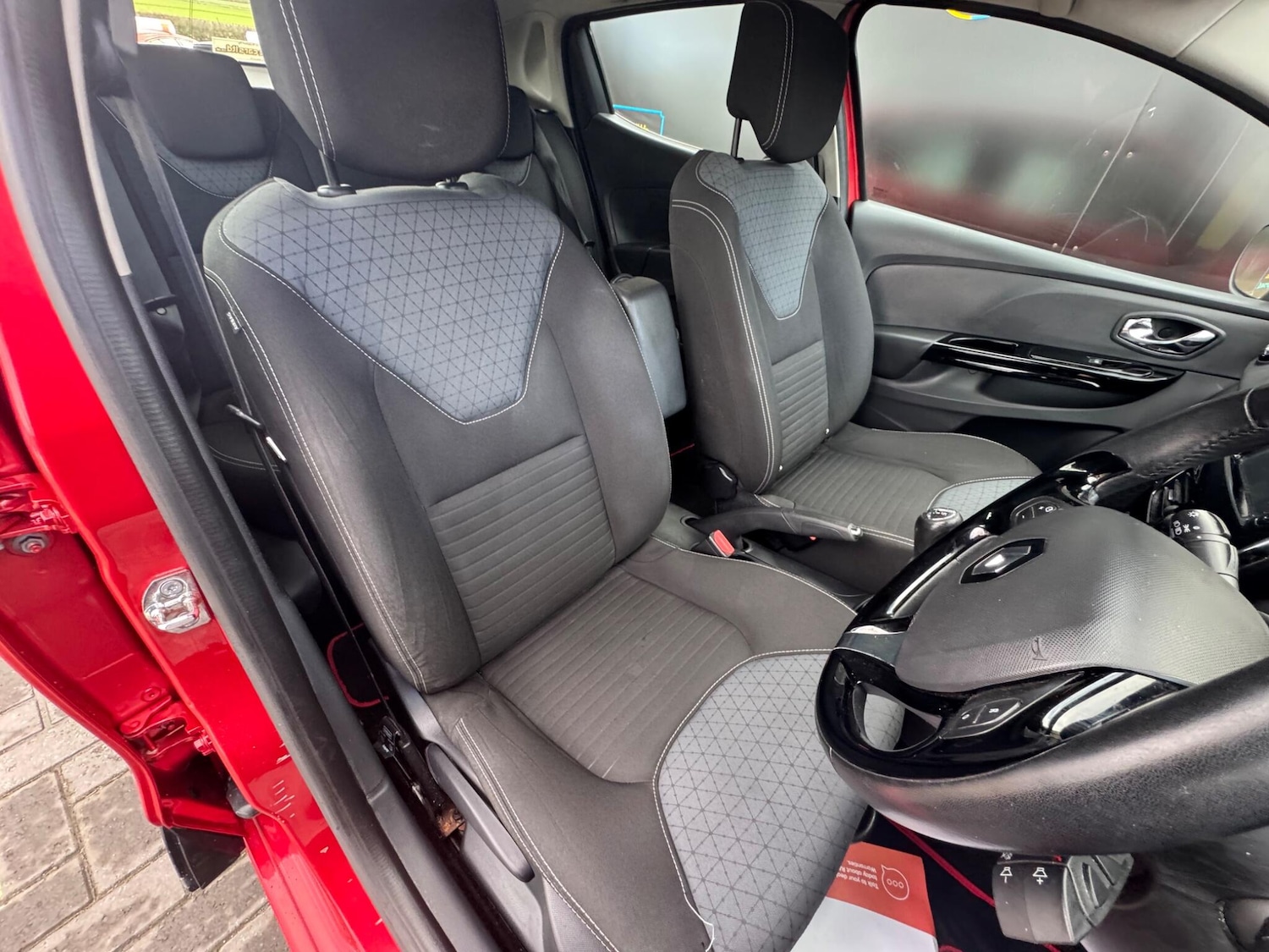 Used Renault Clio 2013 for sale - 77657759: Photo 19