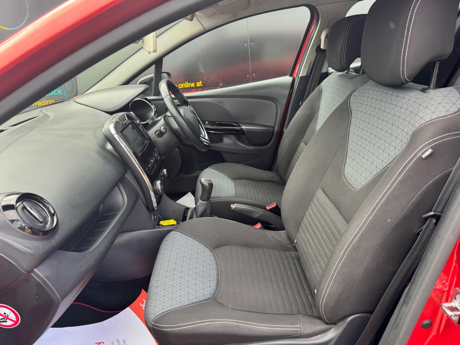 Used Renault Clio 2013 for sale - 77657759: Photo 21