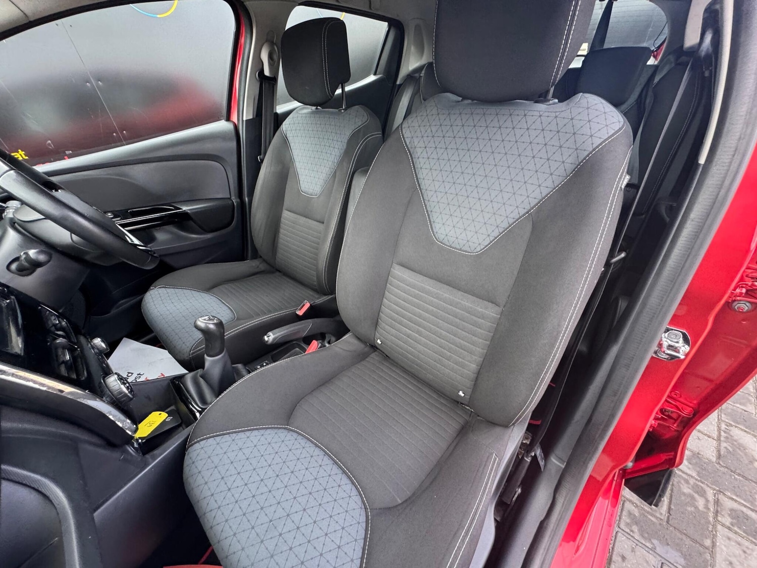 Used Renault Clio 2013 for sale - 77657759: Photo 23