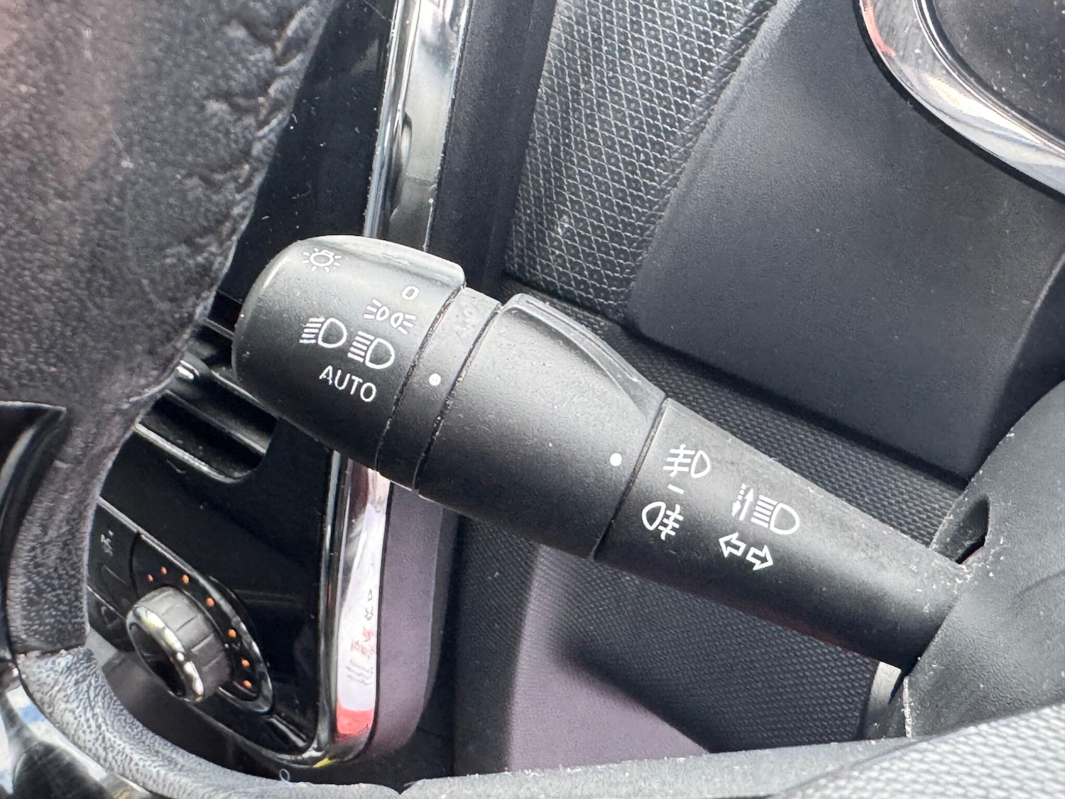 Used Renault Clio 2013 for sale - 77657759: Photo 31