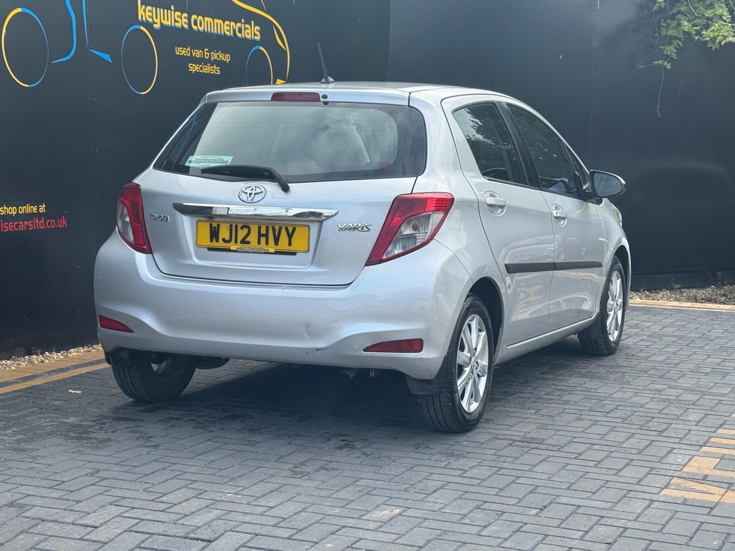 Vehicle 5
