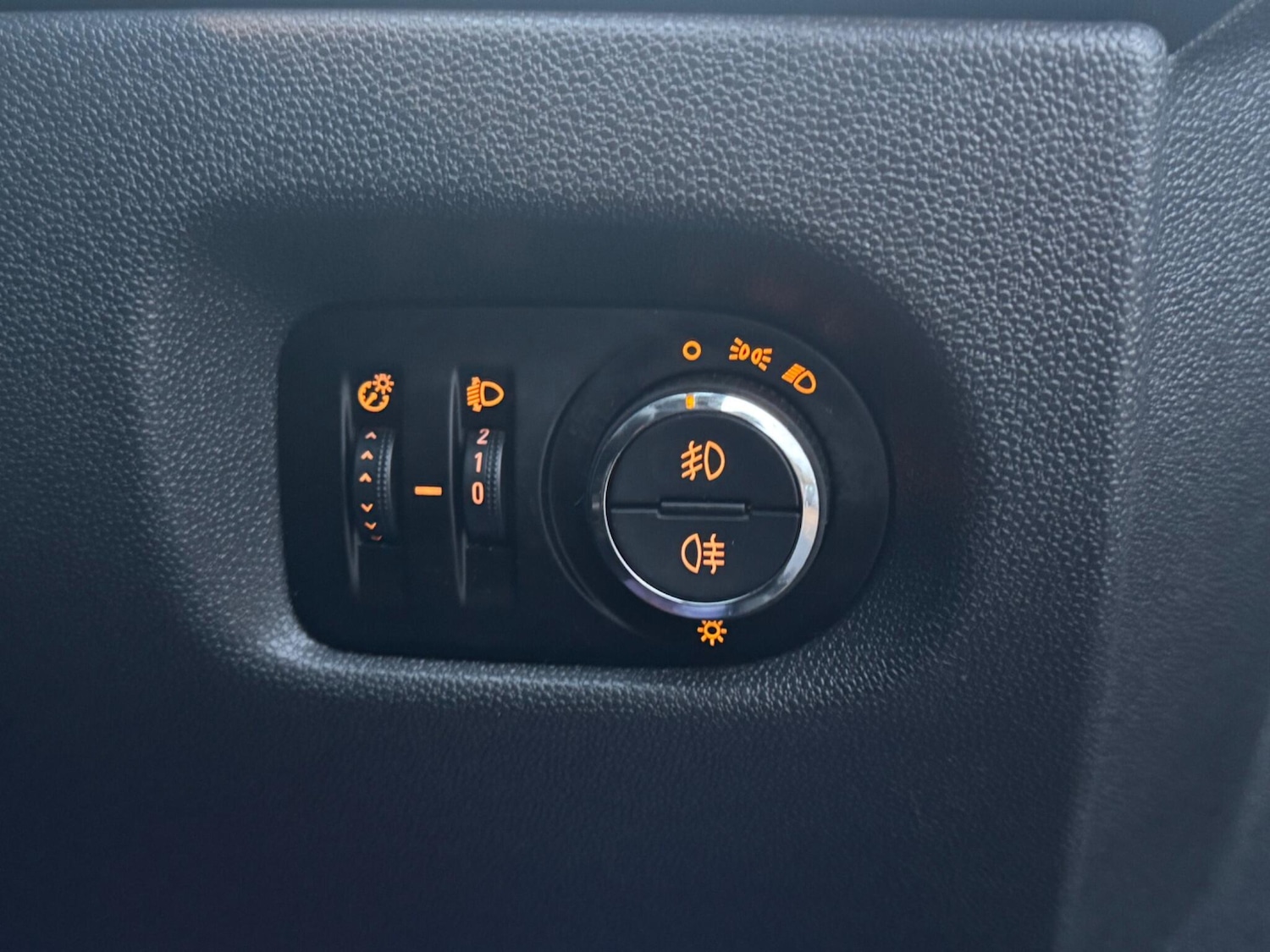 Used Vauxhall Corsa 2014 for sale - 76431791: Photo 33