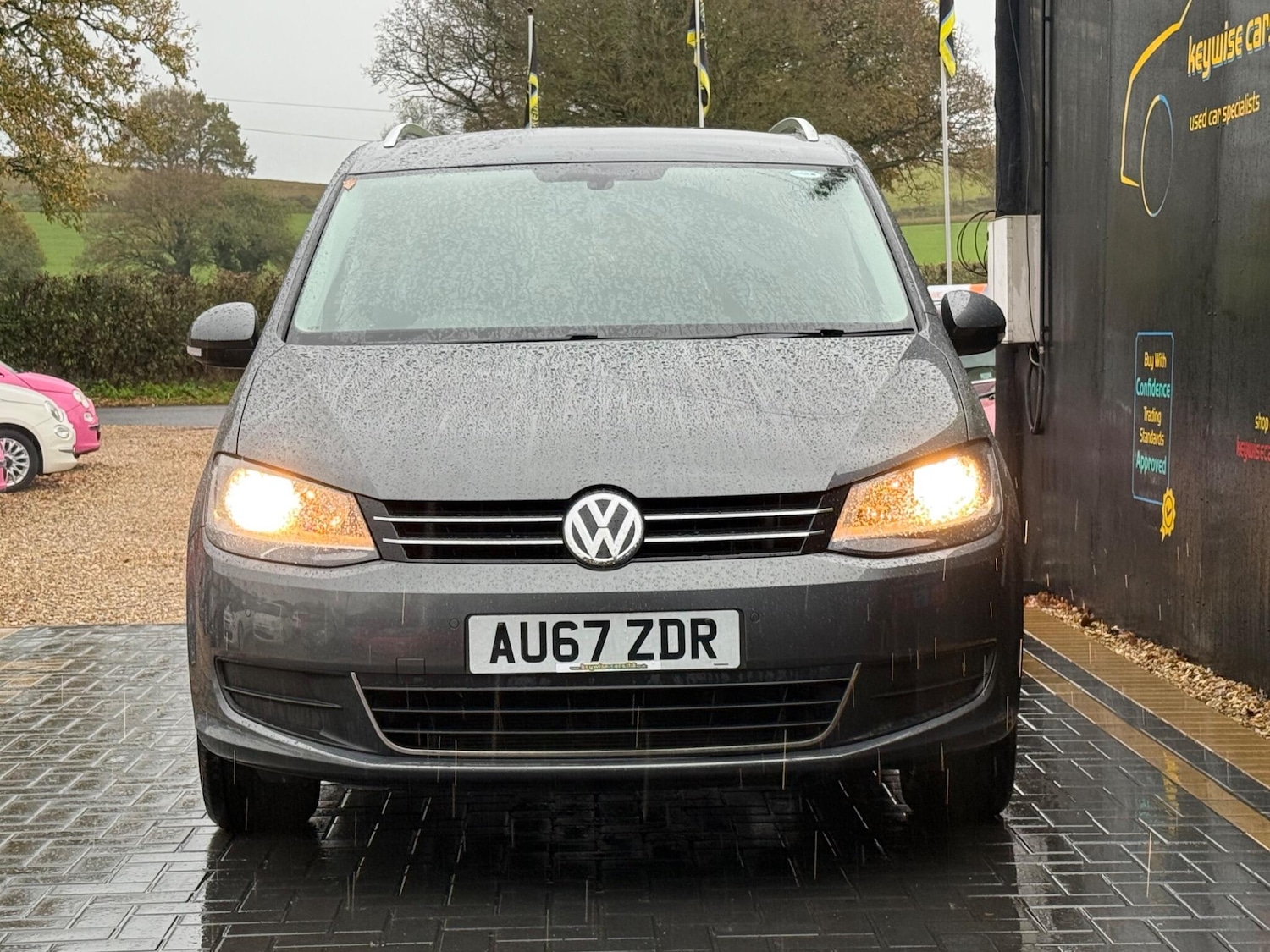 Used Volkswagen Sharan 2017 for sale - 76996070: Photo 10