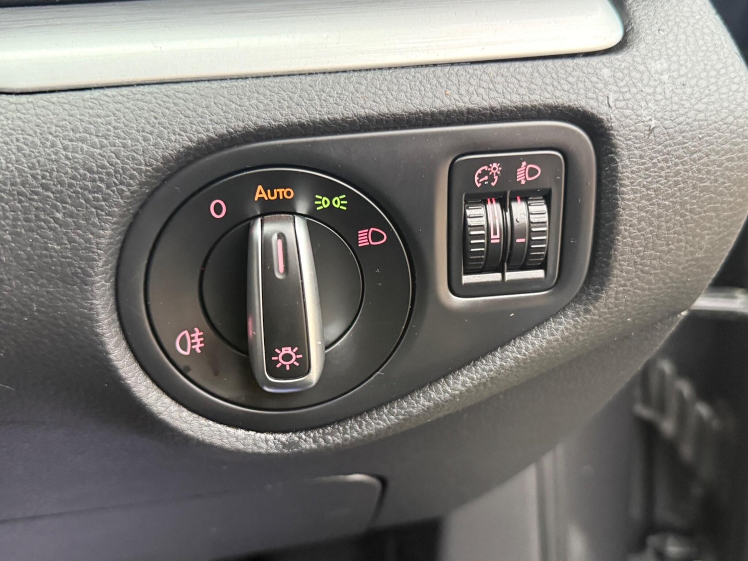 Used Volkswagen Sharan 2017 for sale - 76996070: Photo 36