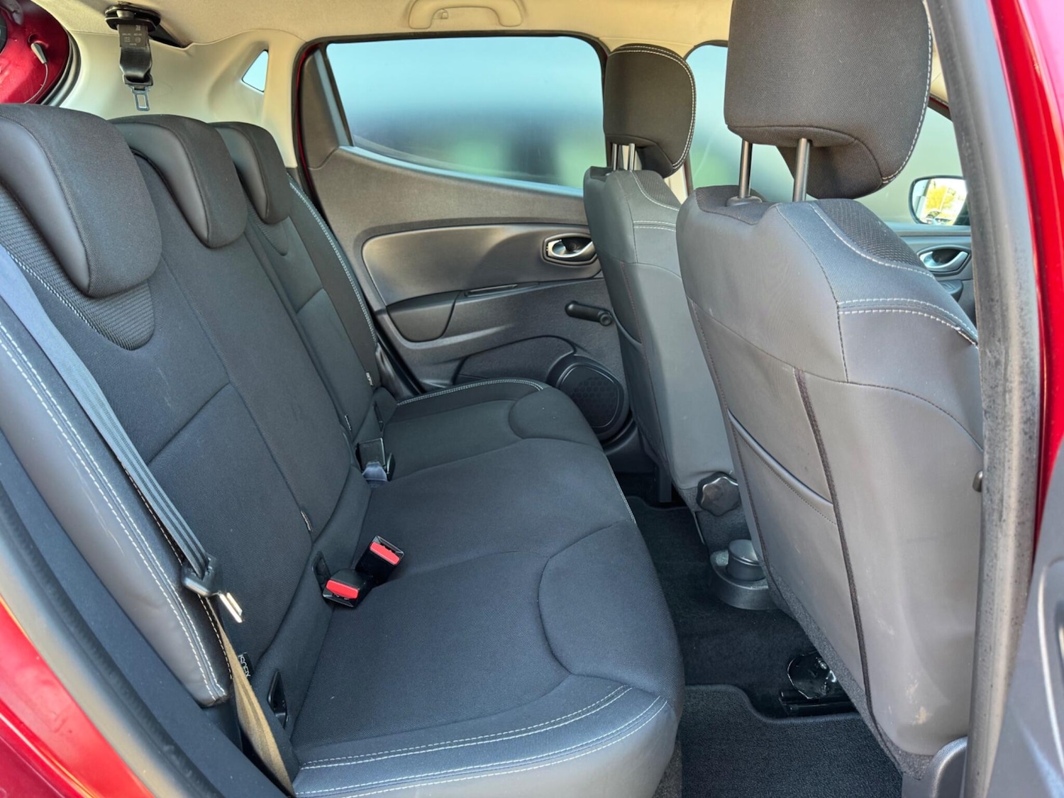 Used Renault Clio 2018 for sale - 77939542: Photo 22