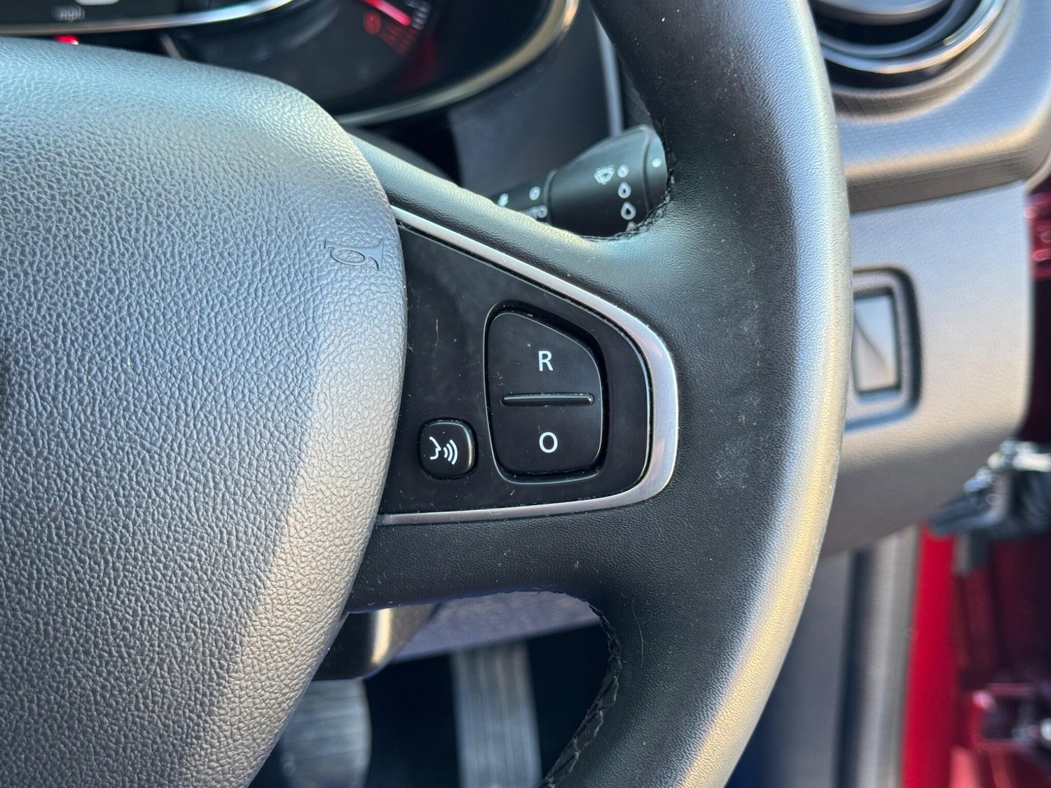 Used Renault Clio 2018 for sale - 77939542: Photo 29