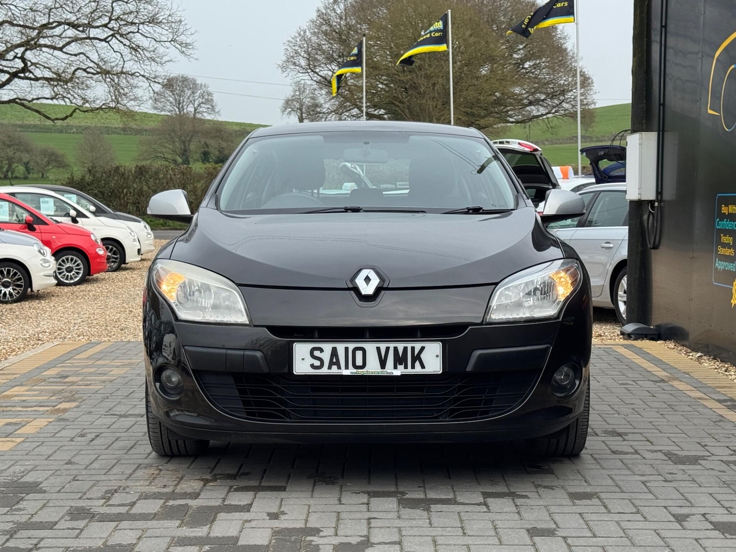 Used Renault Megane 2010 for sale - 77993506: Photo 10