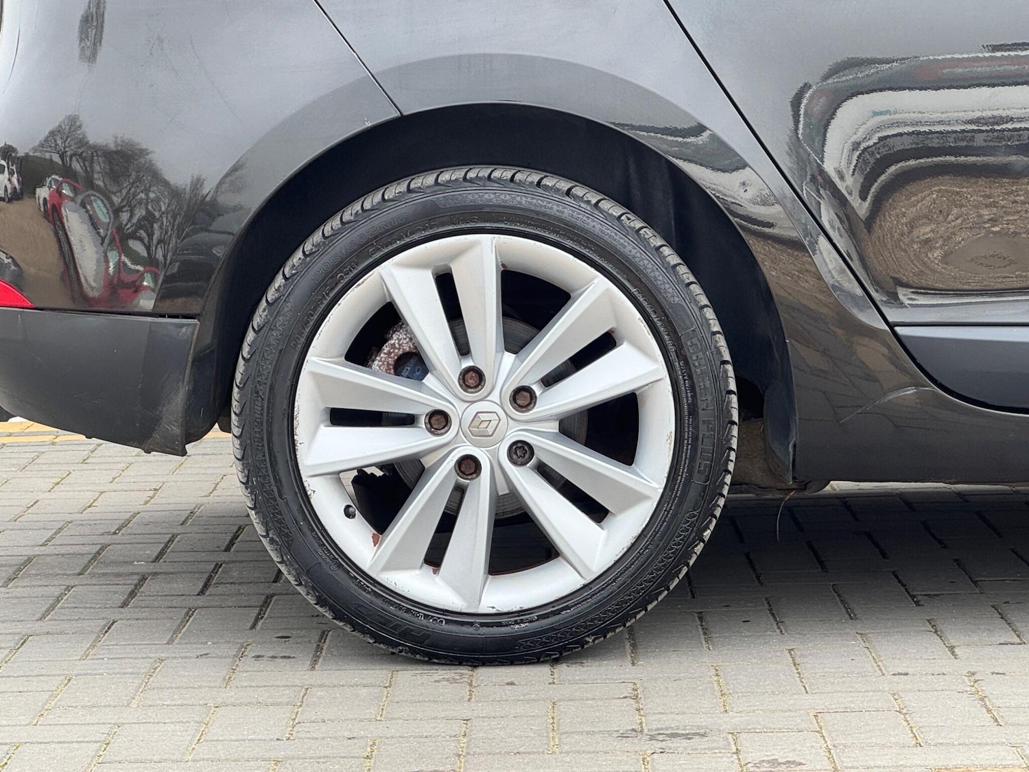 Used Renault Megane 2010 for sale - 77993506: Photo 11