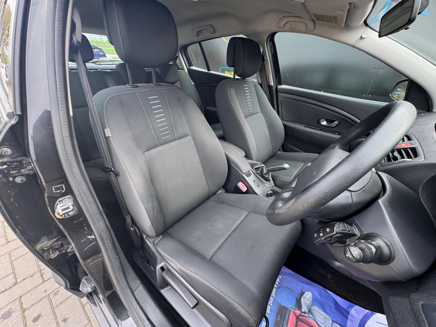 Used Renault Megane 2010 for sale - 77993506: Photo 19