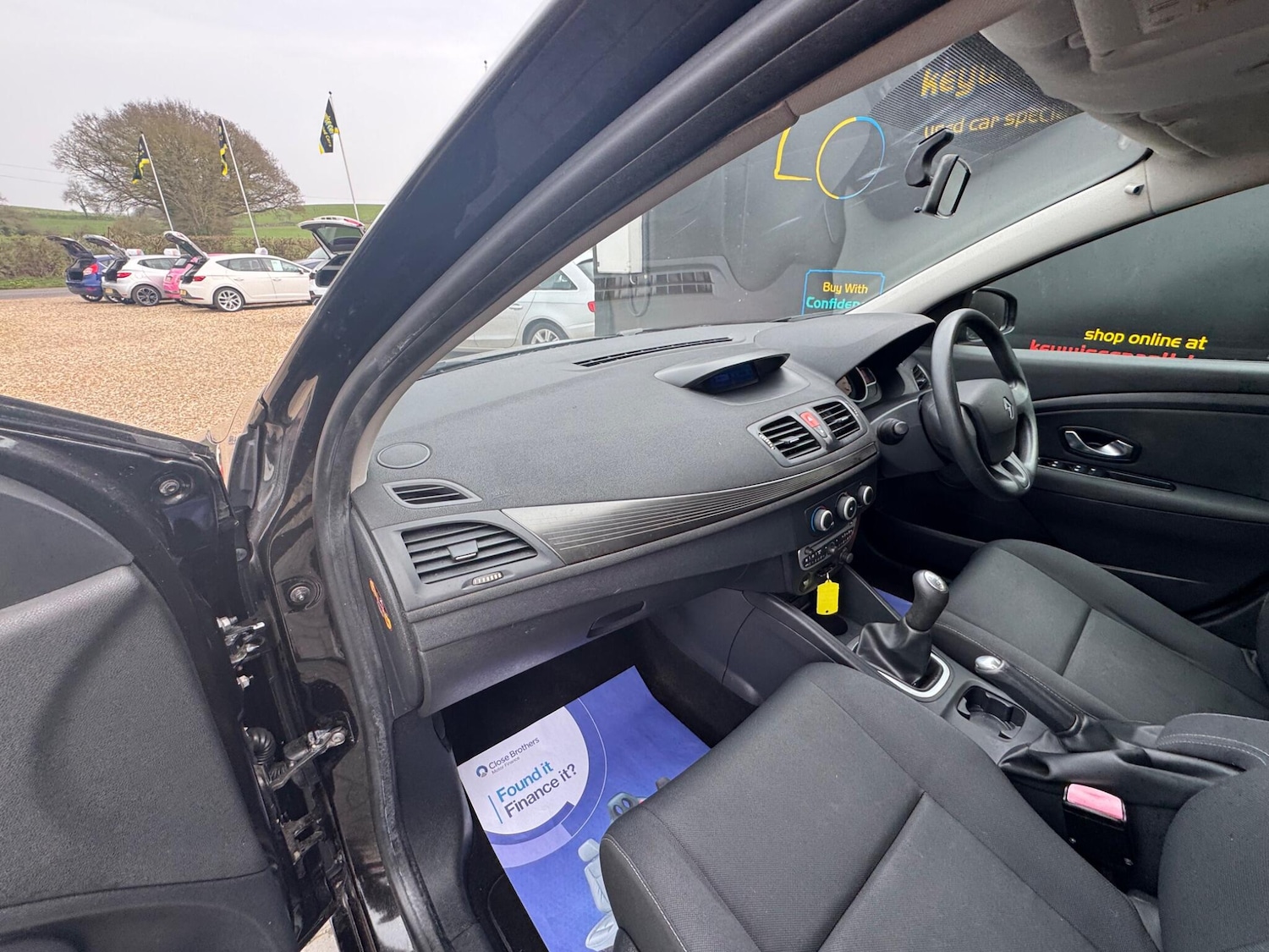 Used Renault Megane 2010 for sale - 77993506: Photo 23