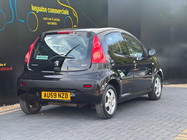 Used Peugeot 107 2009 for sale - 76200454: Photo 6