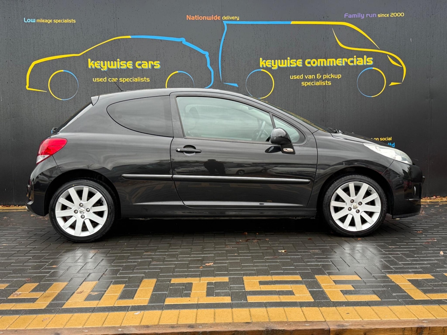 Used Peugeot 207 2011 for sale - 76585216: Photo 7