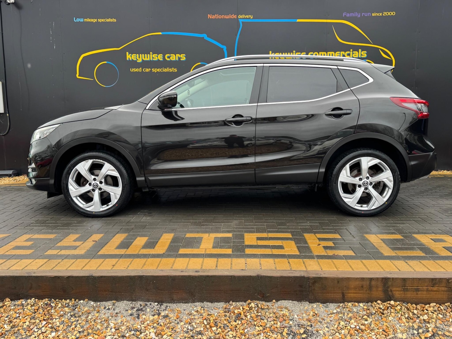 Used Nissan Qashqai 2018 for sale - 77387267: Photo 2